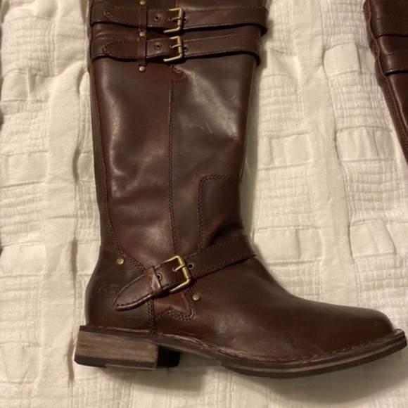 UGG Gillespie Dark Brown Riding  Boots 7.5 - Picture 2 of 11